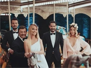 İrem Derici ve Lider Şahin aşkı dolu dizgin devam ediyor
