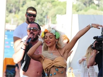 Hadise'nin eski halinden eser kalmadı