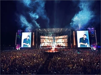 Tarkan, Antalya'yı salladı!
