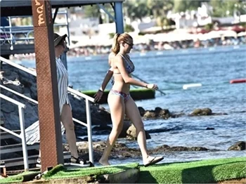 Gizem Karaca'nın sürprizi var!