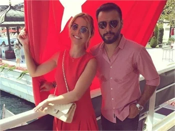 Ünlü isimler 'Demokrasi nöbeti'nde!
