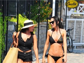 O Ses Bianca Dudaksız Bodrum tatilinde!