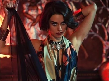 Cansu Dere'nin dizi aşkı belli oldu!