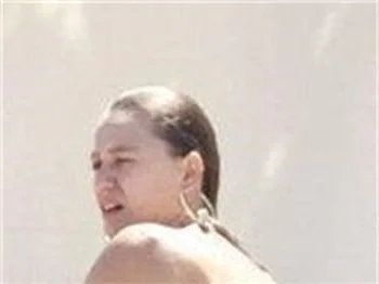 Serenay Sarıkaya ile Engin Akyürek aynı dizide!