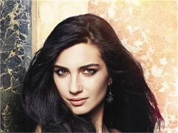Tuba Büyüküstün'den sürpriz anlaşma