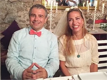 Deniz Arcak evlendi
