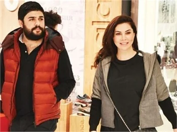 Ebru Yaşar'dan bebek müjdesi
