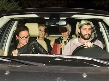 Beren Saat anneannesinin doğum gününü kutladı