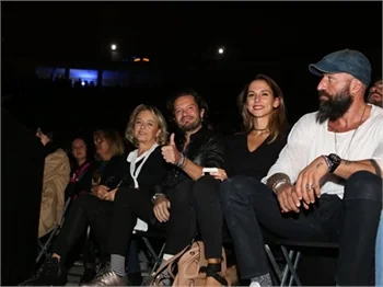 Kenan Doğulu konserine ünlü çıkarması!