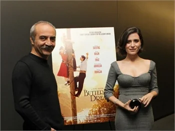 Demet Akbağ: Yılmaz ve Belçim boşanmaz