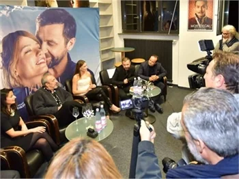 "İkimizin Yerine" filmi Berlin'de gala yaptı!