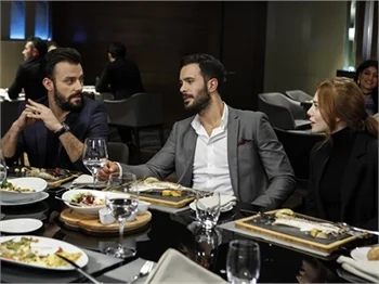 Kiralık Aşk'ta Defne ve Ömer bulutların üzerinde...