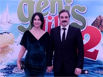 'Geniş Aile Her Türlü'ye renkli gala!