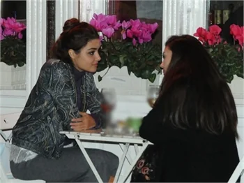 Hande Erçel ve Burcu Özberk buluşması