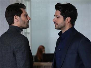 'Kara Sevda'da Kemal, Nihan ve Deniz bir arada!