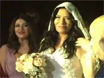 Işın Karaca üçüncü kez evlendi