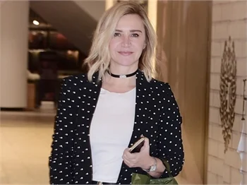 Aslı Şen'in Akmerkez turu..