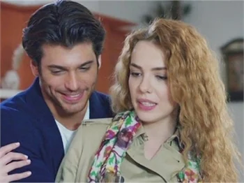 'Hangimiz Sevmedik'de başrol 3. kez değişti!