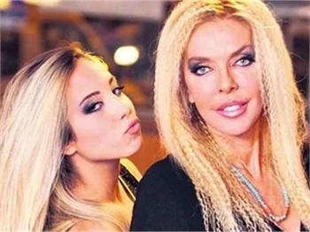 Ünlü anneler ve güzel kızları