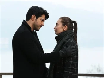 Kara Sevda'da Emir, Deniz’i kaçıracak mı?