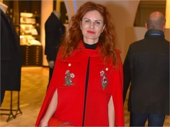 Etel Baler'in farklı giyim tarzı