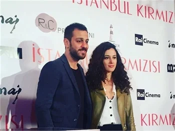 "İstanbul Kırmızısı"na ünlü akını!