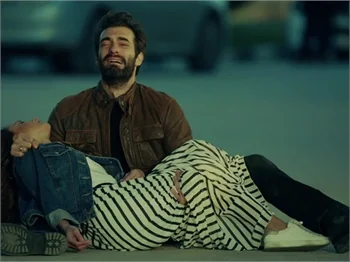 Poyraz Karayel'den ağlatan veda!