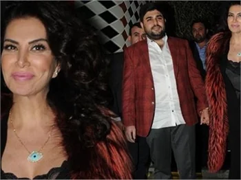 Ebru Yaşar, doğum sonrası ilk kez gecelerde