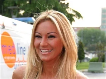 Pınar Altuğ 23 yıl önceki estetiksiz halini paylaştı