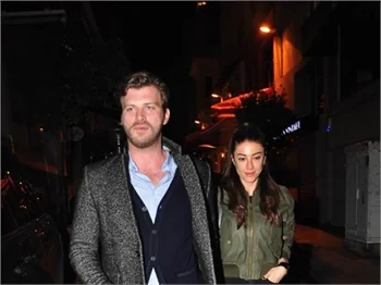 Kıvanç Tatlıtuğ'a Demet Akbağ'dan indirim