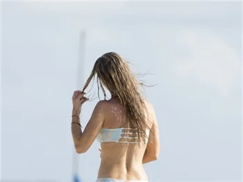 Joanna Krupa Miami sahillerinde