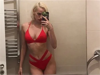 Didem Soydan'ın mayolu fotoğrafları sosyal medyayı salladı