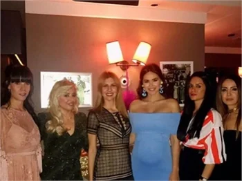 Zeynep Demirel'in karnı belirginleşti!