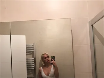 Didem Soydan eve çıktı!