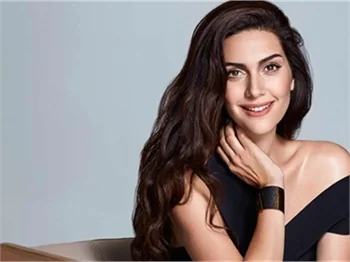 İşte Bergüzar Korel'in yeni imajı!