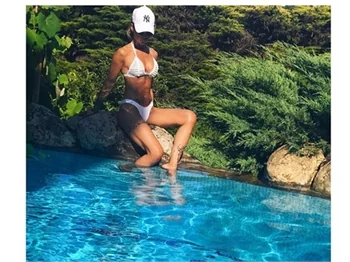 Ünlülerin 2017 tatil pozları