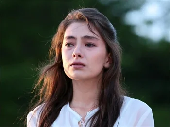 'Kara Sevda'nın finaline yorum yağdı!