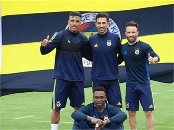Fenerbahçe eksiksiz çalıştı