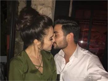 Rüzgar Erkoçlar'ın Bodrum romantizmi!
