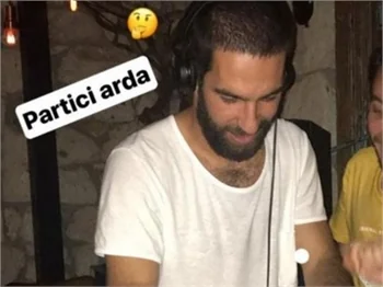 Arda Turan'dan olay Aslıhan Doğan paylaşımı!