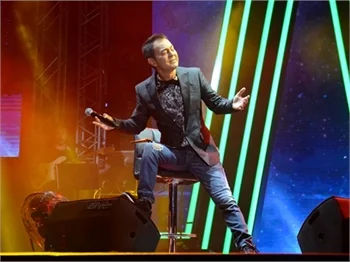 Serdar Ortaç’tan müjde: 2018’de bebek geliyor!