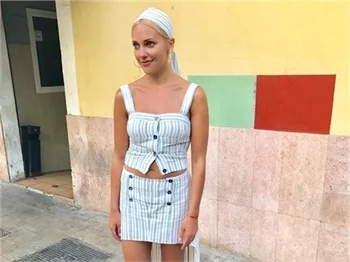 Meryem Uzerli'den bikinili paylaşımlar!