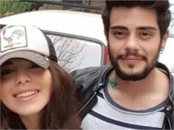 Rüzgar Erkoçlar evlendi mi?