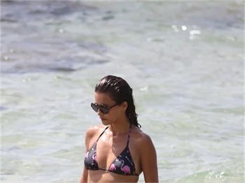 Monica Cruz'un İspanya tatili!