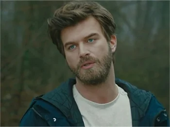 Büşra Develi, Kıvanç Tatlıtuğ ile aynı projede yer alacak mı?