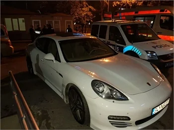 Türkücü Gökhan Doğanay'ın bulunduğu araca silahlı saldırı!