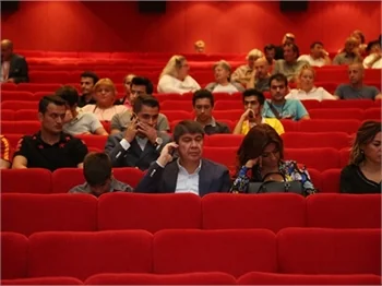'Kurtlar Vadisi Vatan'a 'boş salon' şoku! Necati Şaşmaz filmin ortasında...
