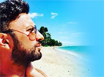 Tarkan'dan şiir gibi paylaşım!