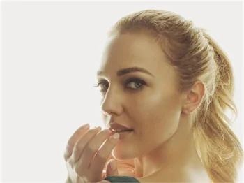 Meryem Uzerli, Türkiye'yi terk mi ediyor?