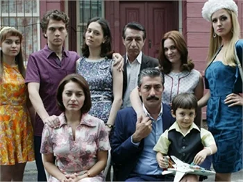 Öyle Bir Geçer Zaman Ki Karagül'den bayrağı devraldı!